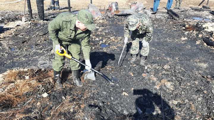 Семье, потерявшей пятерых детей при пожаре в Свердловской области, дали новое жилье