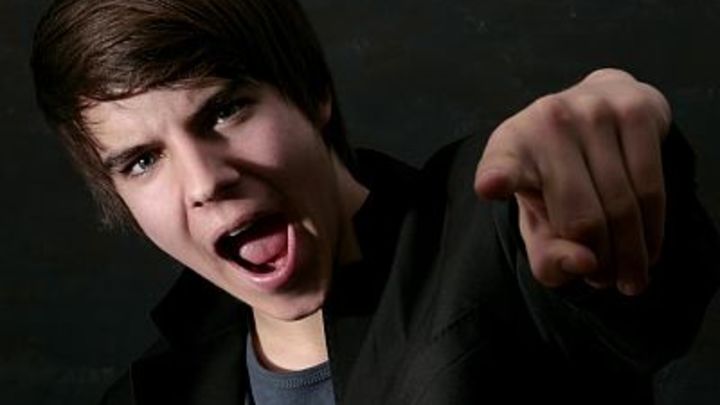 Заучите эти две фразы. Психолог назвал лучшее оружие от хамства