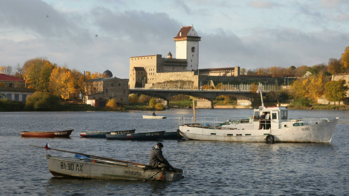 Депутаты Эстонии проголосовали против закрытия границы с Россией