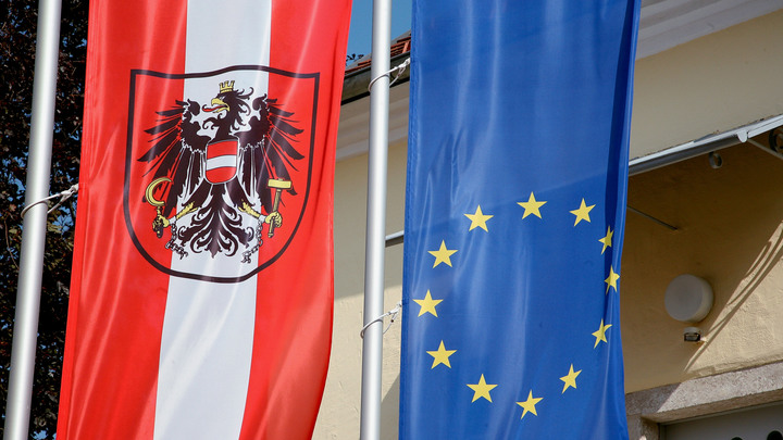 Договорняк по-европейски: Австрия сняла вето с новых санкций в обмен на амнистию Raiffeisen