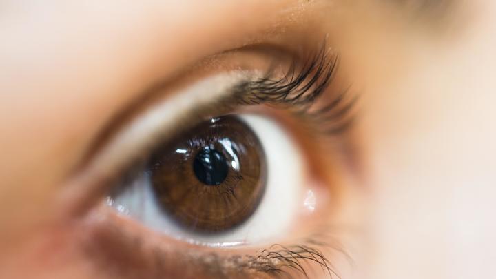 Карие или голубые? Учёные выявили связь между цветом глаз и склонностью к алкоголизму