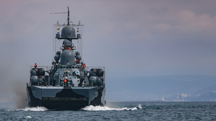 Ошеломительная мощь: Немецкий политолог рассказал, чего могут лишиться США в войне с Россией