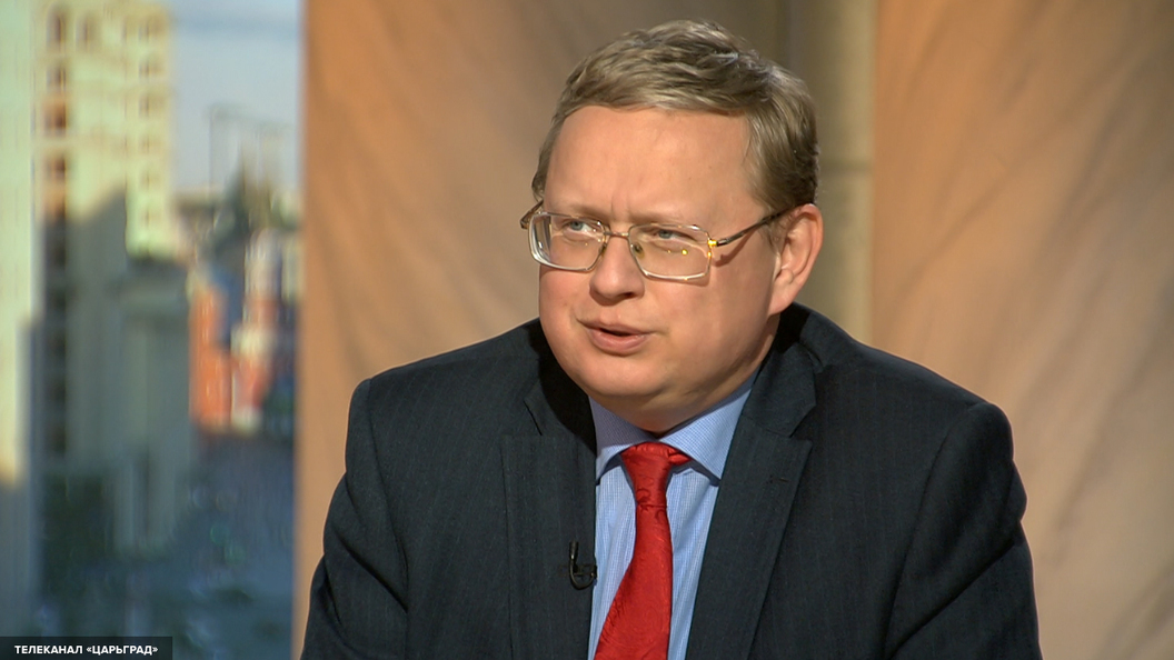 Михаил Делягин: У нас есть граждане России, а есть те, кто может плевать на права России Михаил Делягин: У нас есть граждане России, а есть те, кто может плевать на права России