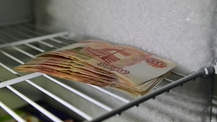 Больше трети новосибирцев не хватает их зарплат на бытовые нужды