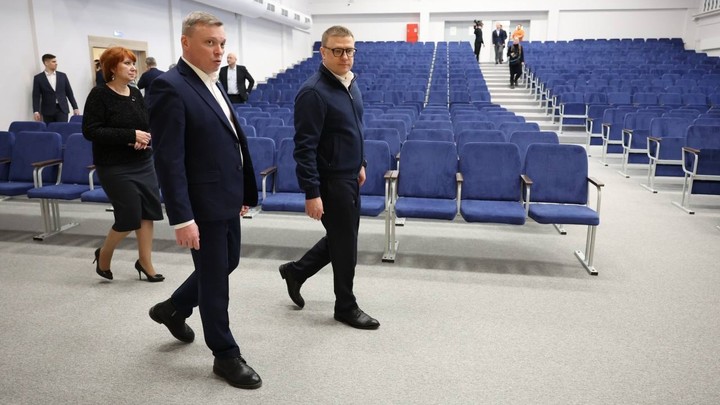 В Копейске открыли школу на 1100 мест: чем недовольны родители