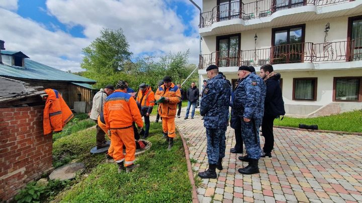 Гостиницу «Панорама» отключат от всего и затем снесут: Владимирские приставы ответили прокуратуре