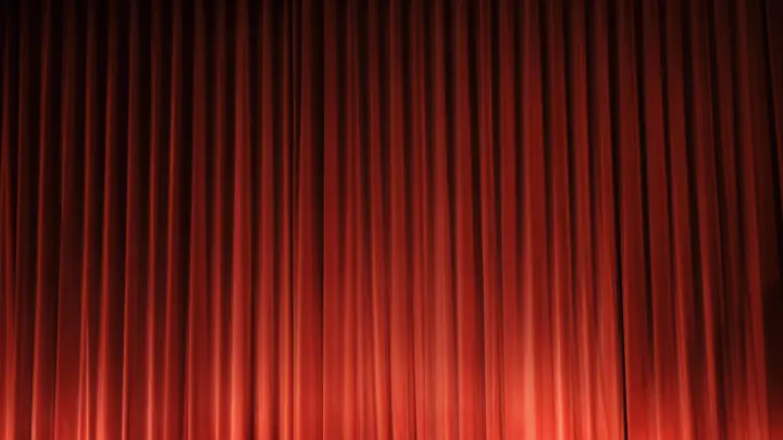 Несмотря на новые правила посещения в театре им. Маяковского выросла выручка