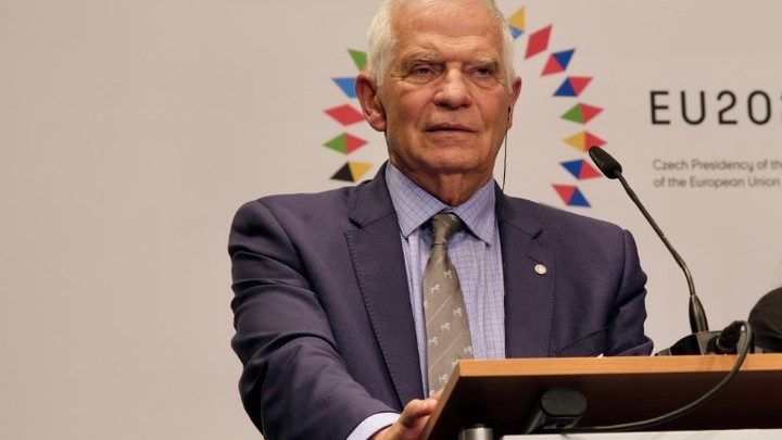 Китайцы высмеяли Борреля за европейскую диету: Это голодовка