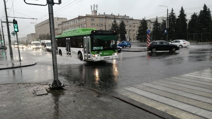 26 сентября Челябинск парализовали 8-балльные пробки