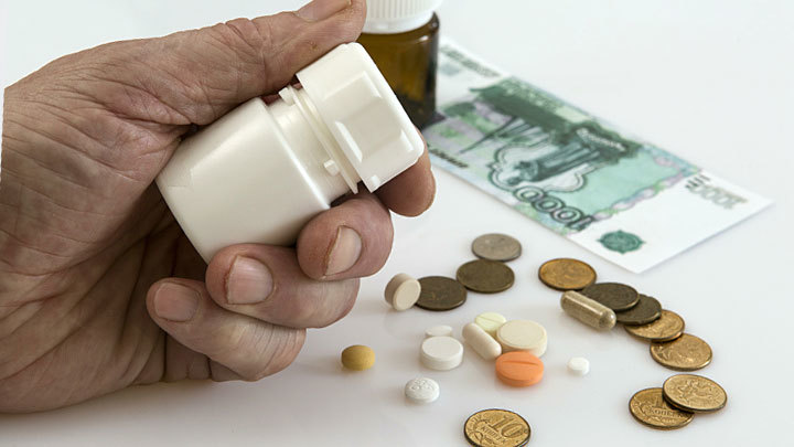 Лекарства в аптеках решили давать в кредит: А долги коллекторам органами будем возвращать?