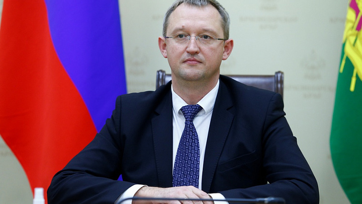 Зарабатывает в 6 раз меньше супруги: что известно о новом министре ТЭК и ЖКХ Краснодарского края