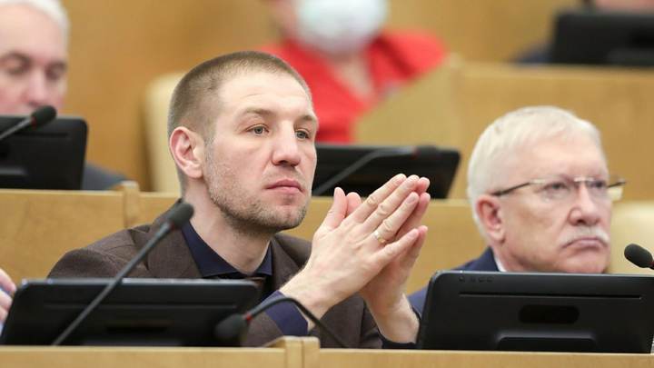 В аэропорту Пулково задержан депутат Госдумы от Краснодарского края — соцсети