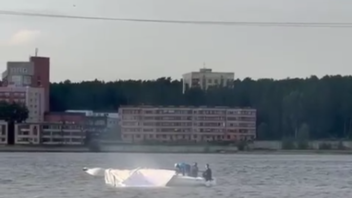 Бердск и часть Академгородка остались без света из-за яхты с опытным экипажем