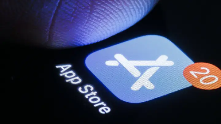 В России перестали работать платежи в App Store и iCloud