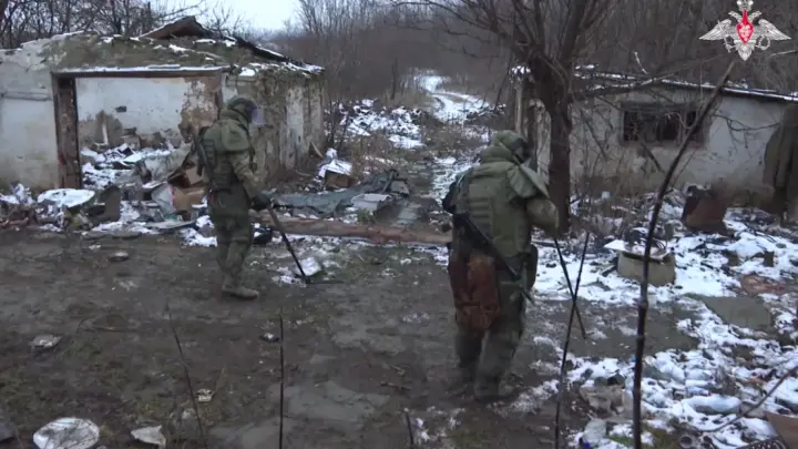 Военная полиция обнаружила в Курской области схрон ВСУ с оружием