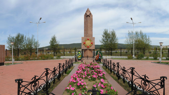В Чите горела сухая трава на мемориале героям Халкин-Гола