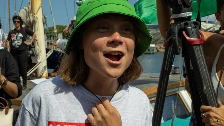 Грета Тунберг мертва: Боевой дрон нанёс удар по флотилии активистов на пути в Газу. Что известно - факты и слухи