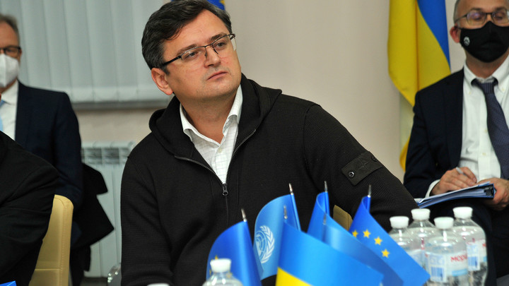 Глава МИД Украины Кулеба назвал неожиданное средство решения всех проблем в регионе