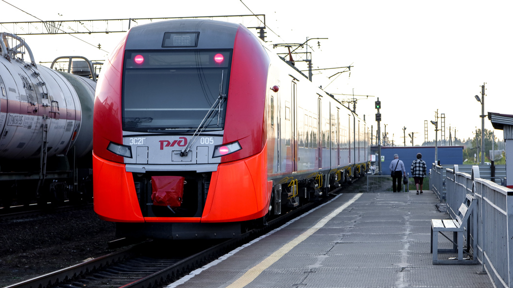 Поезд 7 сегодня. Электропоезда не оборудованные ЭДТ.