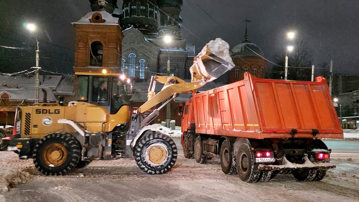 В Иванове коммунальщики заузили 28 дорог и свозили грязный снег куда не надо