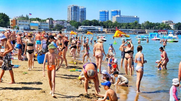 Власти Анапы опровергли сообщения о переполненных пляжах курорта
