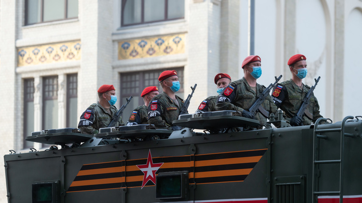 Соловьёв о сорвавшемся на параде срочнике: Будут смотреть психиатры