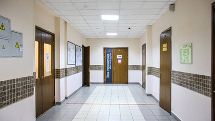 Shot: Ученик открыл стрельбу из пневматики в школе на Ямале