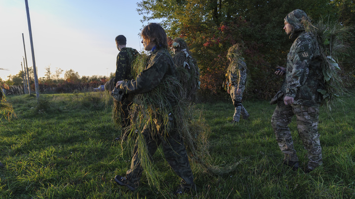 Пленные солдаты ВСУ рассказали, как на Украине проходит мобилизация: Берут горбатых и хромых