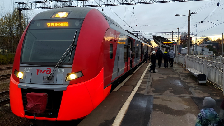 Изменения в расписании электричек в Санкт-Петербурге в декабре 2022: поезда будут ходить быстрее
