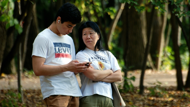 МВД России предлагает запретить нелегальным мигрантам заключать браки