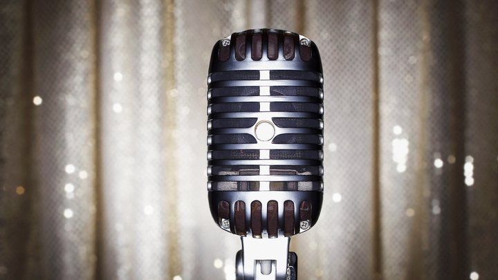 Выступали по-походному: Певица объяснила, что тянет музыкантов в Донбасс