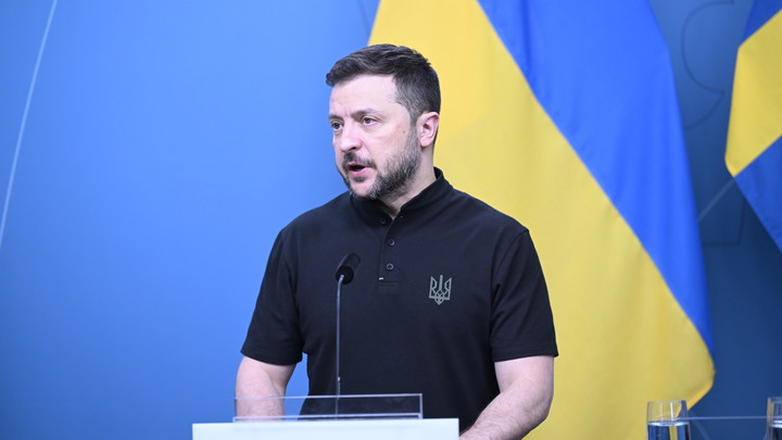 Politico: Киев разочарован из-за частичного снятия запрета на удары по России
