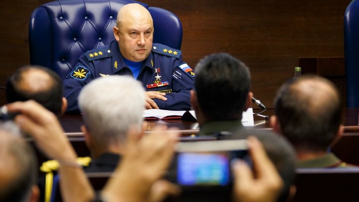 Лучший подарок для Генерала Армагеддона: О чём умолчит Запад в день рождения Суровикина