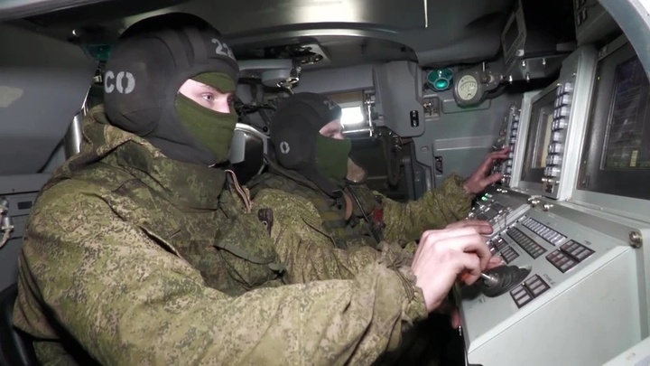 МО России: русские бойцы ведут успешное наступление в районе города Артёмовск ДНР