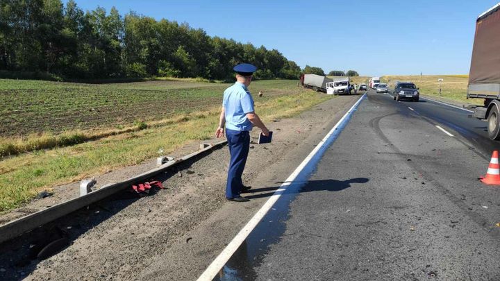 В Самарской области на трассе М-5 в результате ДТП погибли два человека