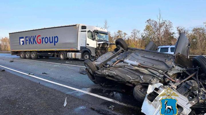Спасатели рассказали, как вырезали тела погибших после жуткой аварии под Сызранью