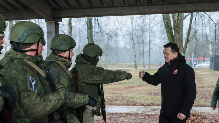 Губернатор Воробьев посетил формирующийся элитный полк Московской области