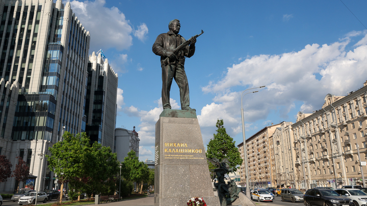 День оружейника в России 2024: поздравления в стихах и прозе