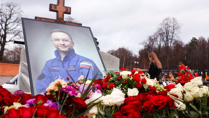 От чего умер пресс-секретарь Shaman Антон Коробков-Землянский: близкие сказали правду