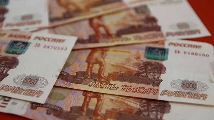 Хищение почти на 2 млн рублей: В Крыму бухгалтер МВД переводила деньги для военных себе на карту