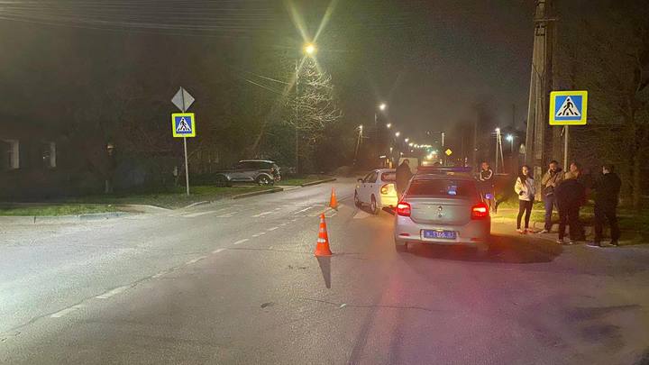 В Ростове-на-Дону троих детей сбила машина на пешеходном переходе