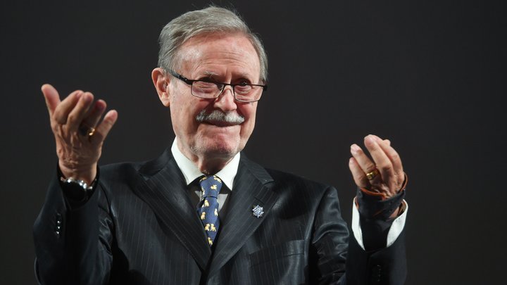 88-летнего Юрия Соломина после потери сознания поместили в больницу