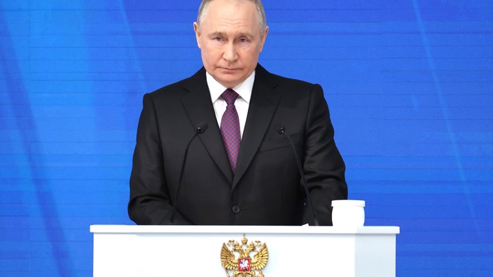 Постоянно несут всякую пургу: Путин об угрозах еврокомиссара в адрес премьера Грузии