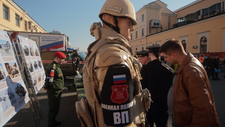 Заговор против русских? Продавец одного из военторгов решилась на откровение