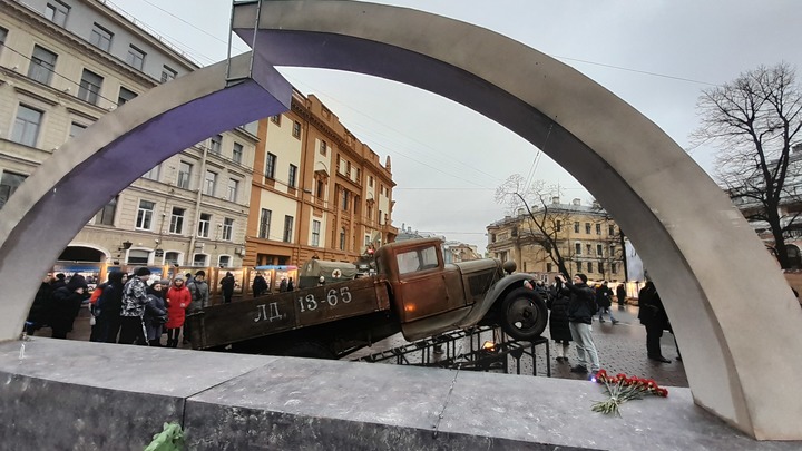 Сколько получат ветераны к 80-летию снятия блокады Ленинграда