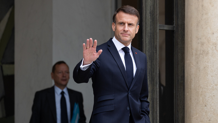 Скрытые смыслы заявления Макрона об отправке войск на Украину. Что говорят политологи