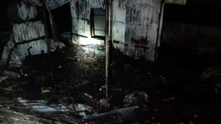 В Анапе мужчина погиб во время пожара в бытовке