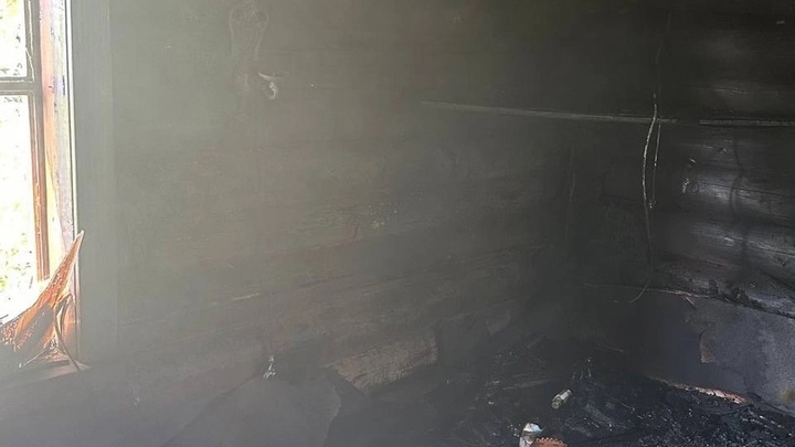 Супруги погибли в горящем доме в Челябинской области