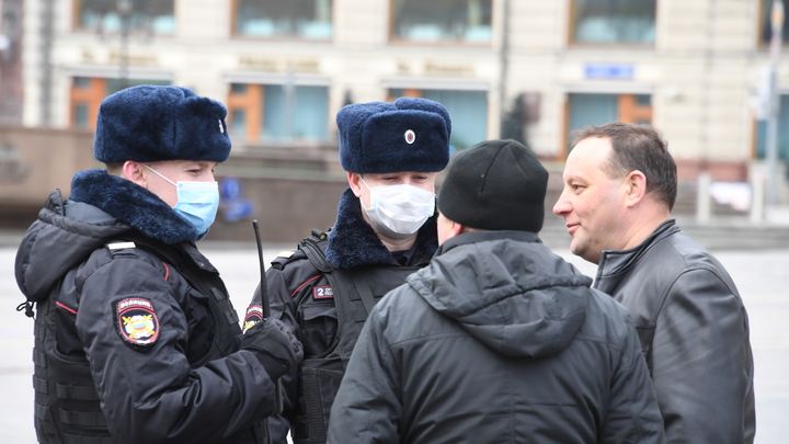 Православных волонтёров задержали в Москве за раздачу еды бездомным