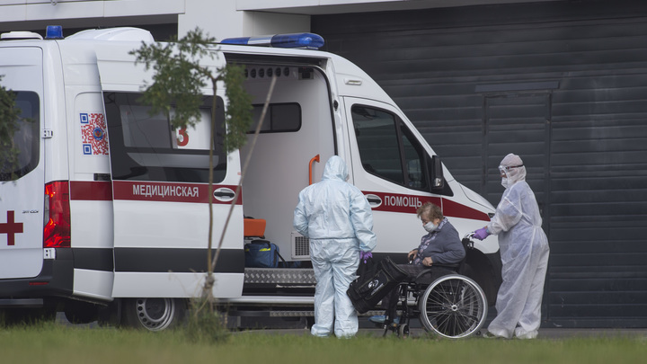 Кто-то руки на этом нагреет: Мясников разоблачил манипуляции с COVID-19